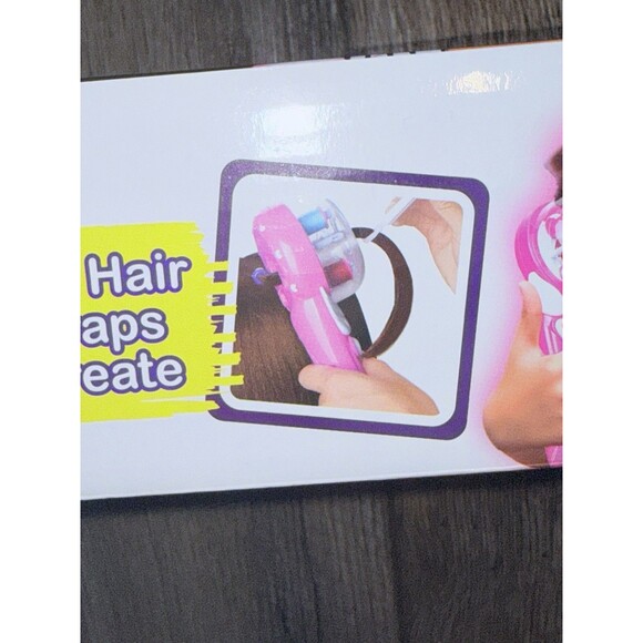 Fun glam hair - Picture 3 of 8